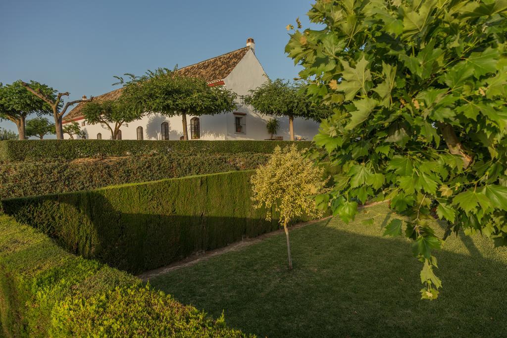 Reservaloen Hacienda Las Marciagas Benacazon Exterior photo