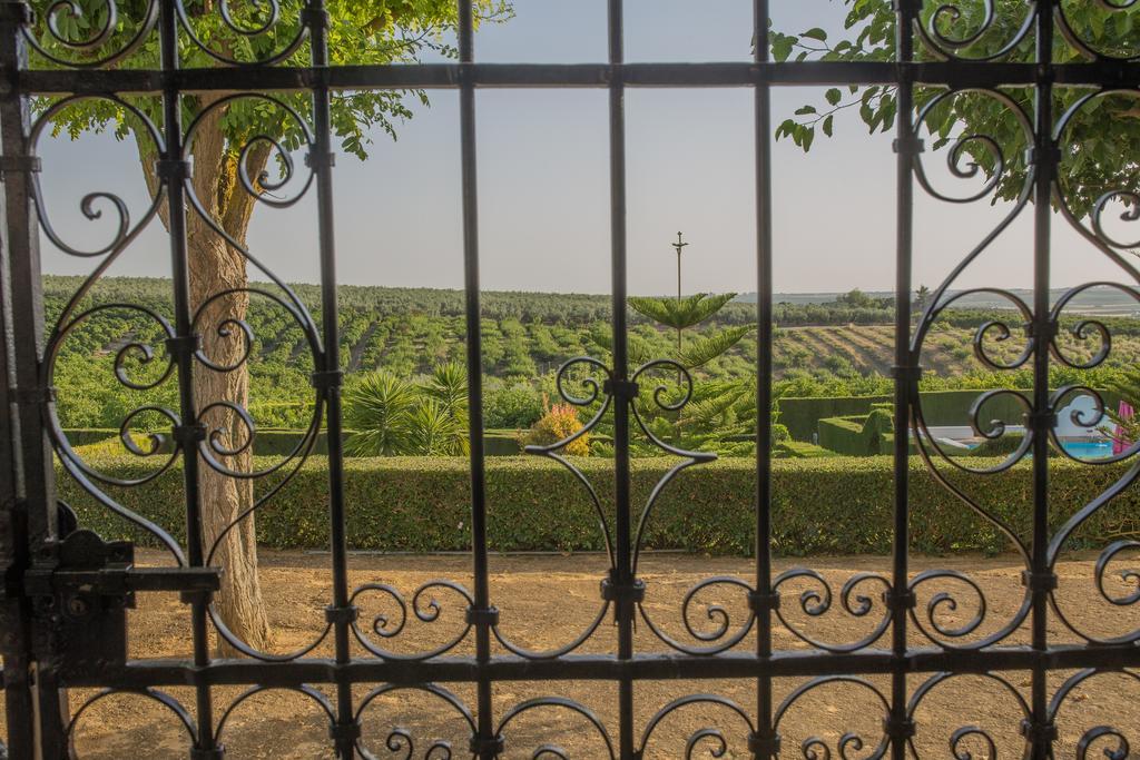 Reservaloen Hacienda Las Marciagas Benacazon Exterior photo
